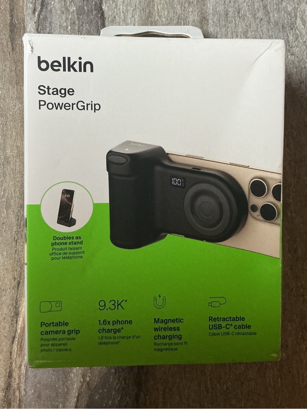Belkin Stage PowerGrip/ Magnetic Charging Camera Grip with Power Bank, Charcoal